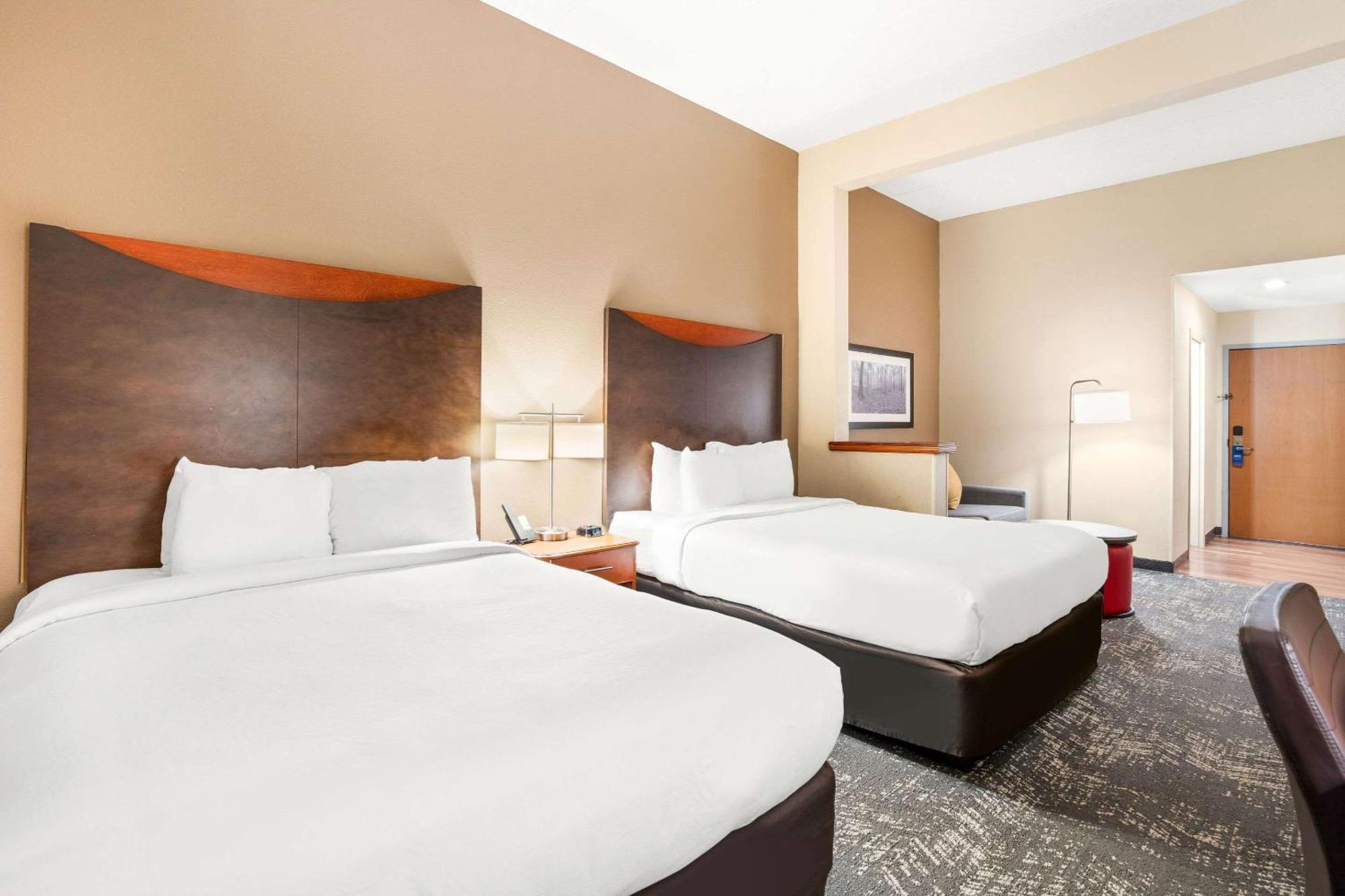 Comfort Suites Columbia At Harbison Exterior foto