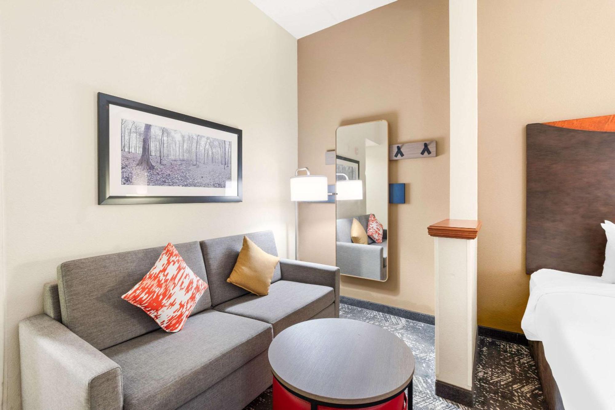 Comfort Suites Columbia At Harbison Exterior foto