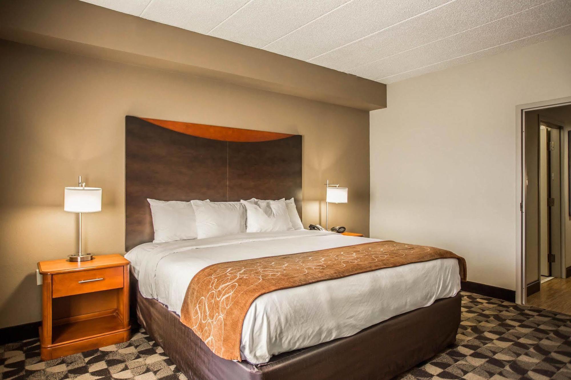 Comfort Suites Columbia At Harbison Exterior foto